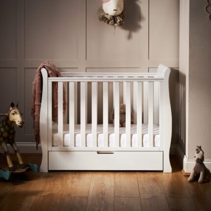 Obaby Stamford Space Saver Sleigh Cot White – Cots & Cot Beds - Baby Travel