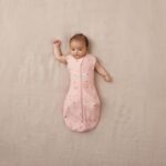 ergoPouch 1.0 TOG 0-3 Months Organic All Year Cocoon Swaddle Sleeping Bag Daisies - Sleeping Bags - Image 6