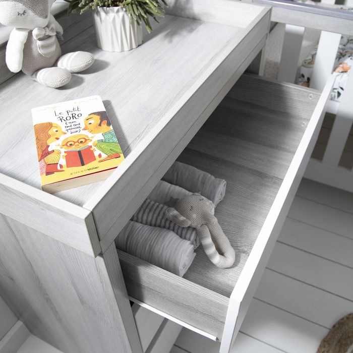 Tutti Bambini Modena Changing Unit Grey Ash/White – Nursery Drawers - Baby Travel Tutti Bambini Modena Changing Unit Grey Ash/White - Nursery Drawers - Image 2