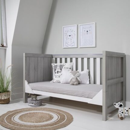 Tutti Bambini Modena Cot Bed Grey Ash/White – Cots & Cot Beds - Baby Travel