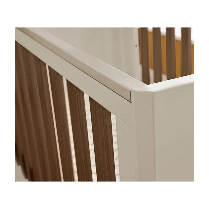 Tutti Bambini Fuori Mini Cot Bed Warm Walnut/White Sand – Cots & Cot Beds - Baby Travel Tutti Bambini Fuori Mini Cot Bed Warm Walnut/White Sand - Cots & Cot Beds - Image 9