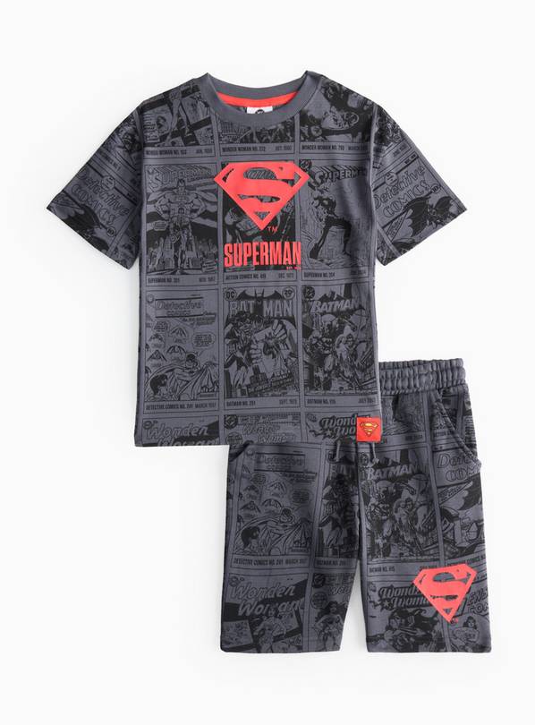 Superman Printed T-Shirt & Shorts 9 years