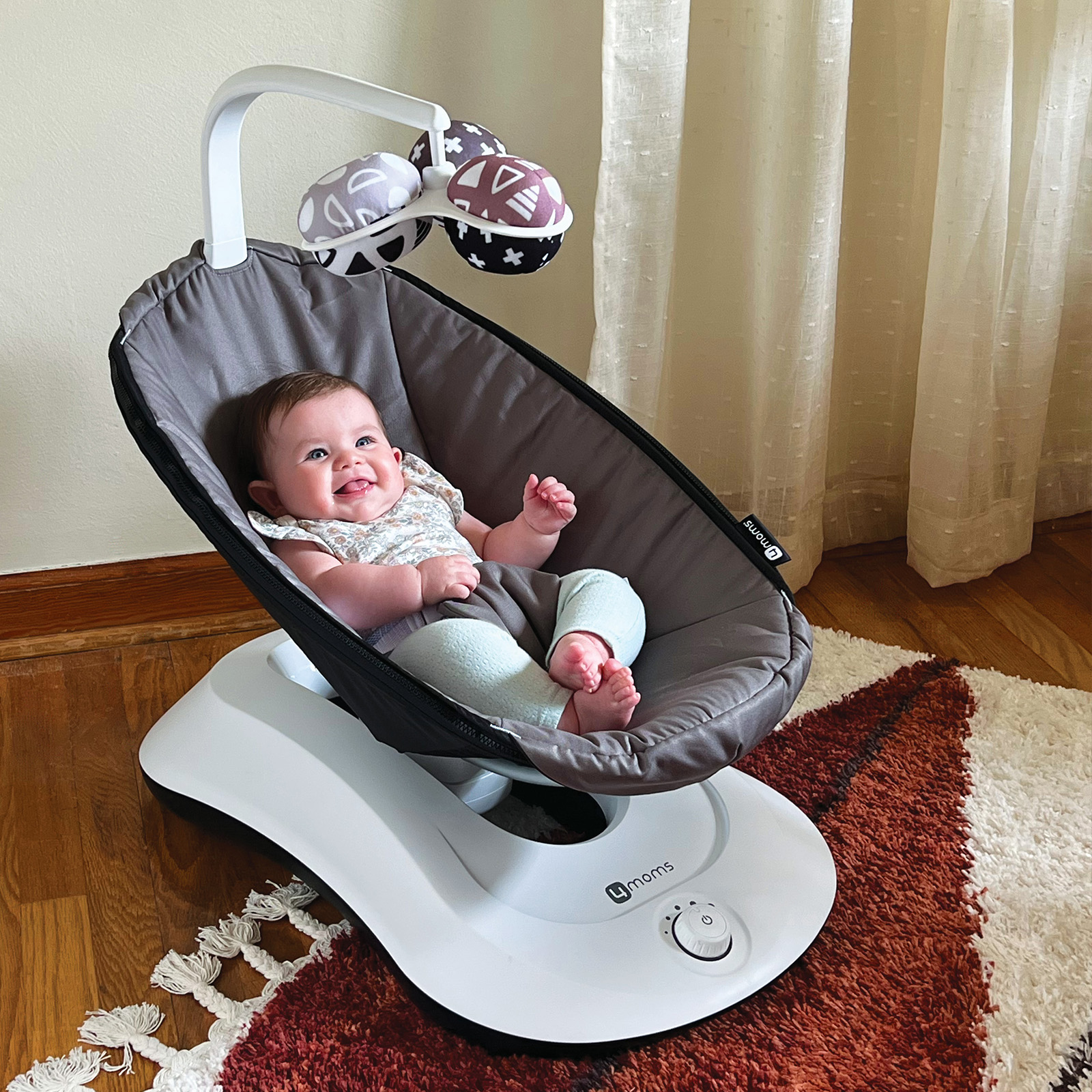 4moms® RockaRoo 2.0 Rocker – Graphite - Baby Travel 4moms® RockaRoo 2.0 Rocker - Graphite