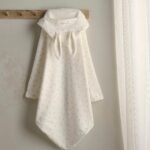 Hooded Towel - White - Welcome to the World Seedling