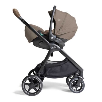 Joie Signature Finiti Flex Travel Ready Bundle with XL Carrycot, i-Level Pro Car Seat & i-Base Encore - Maple