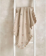 Knitted Blanket - Berry Frill