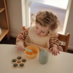 Mushie Flower Press Toy - Dried Thyme/Natural/Shifting Sand