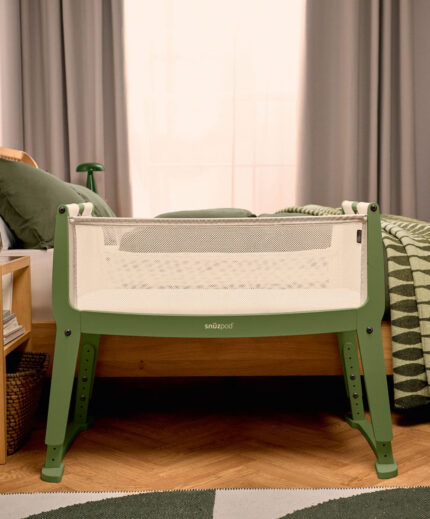 SnuzPod Studio Bedside Crib – Tokyo Matcha